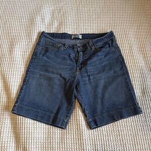 Levi's Signature Shorts Adult Women's Size 12 Stretch Blue Denim Jeans